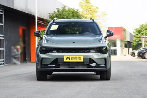 领克01焕新版VS丰田RAV4荣放,谁更适合年轻人?