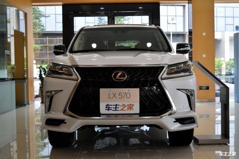 成都雷克萨斯LX价格125.00万起 暂无优惠