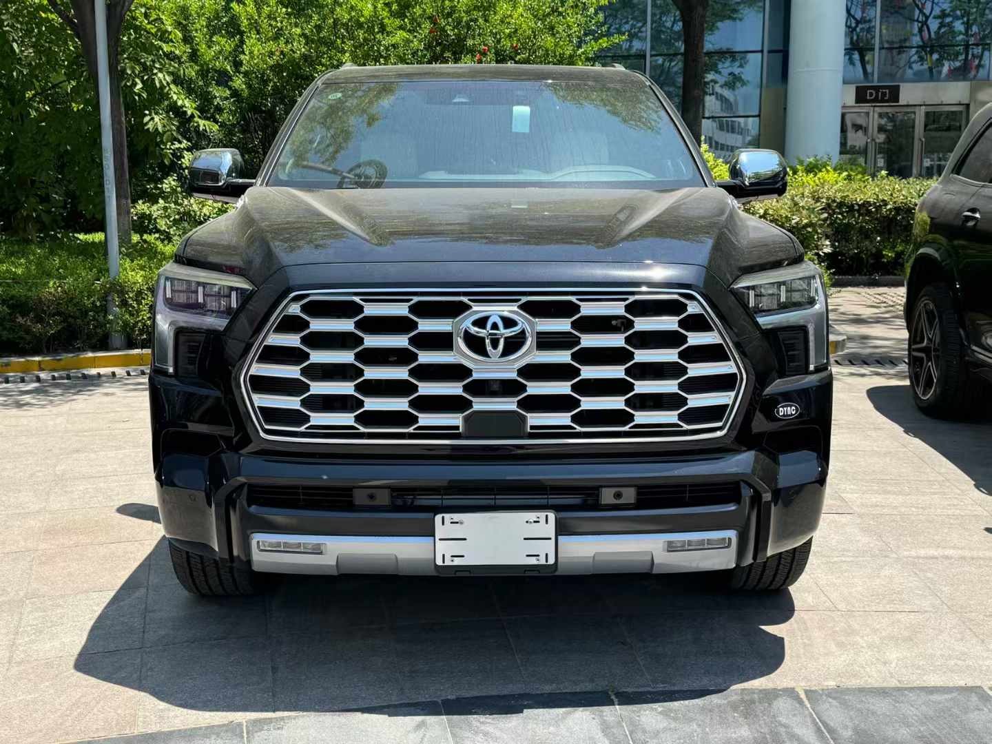 2024款丰田红杉 全新一代14X万闪亮登场 绝版SUV！