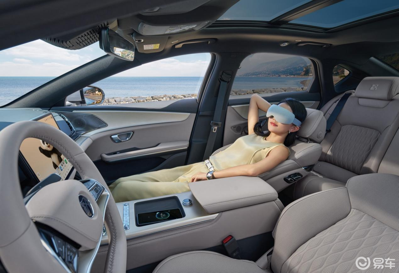 携六大升级而来,比亚迪汉长续航版推出,百万之上再破局